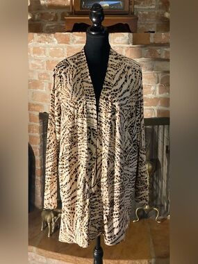 Comfort Code by Cuddl Duds Animal Print Open Cardigan - Neutral Beige & Black